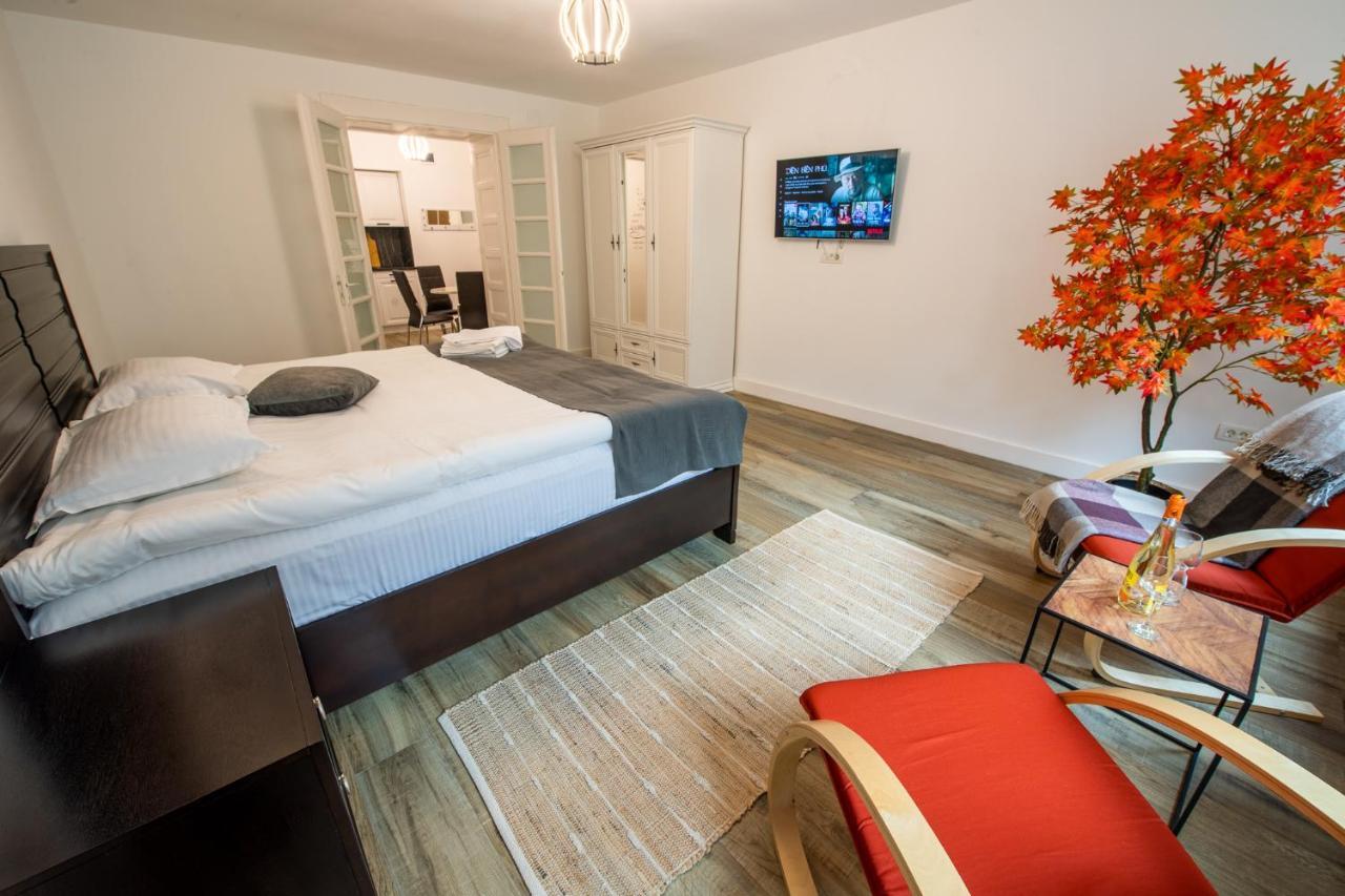 Old Town Suites ブラショフ エクステリア 写真